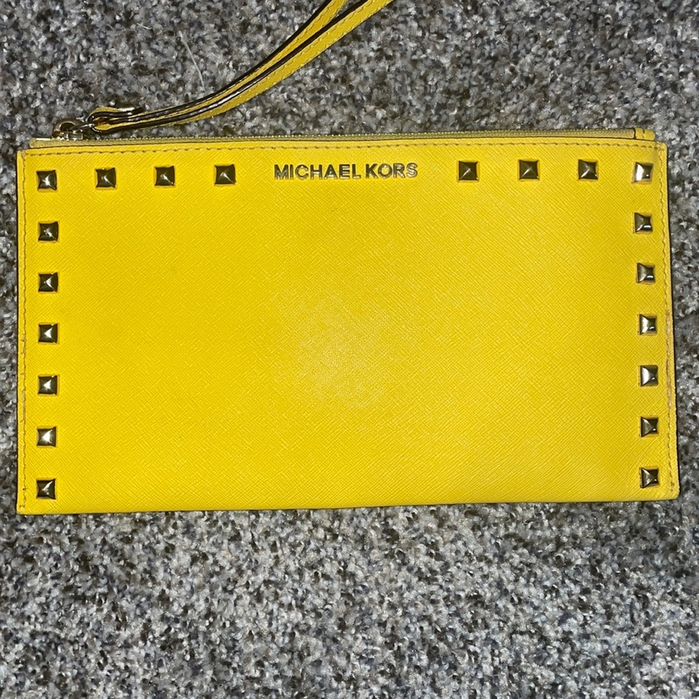 Michael Kors wristlet